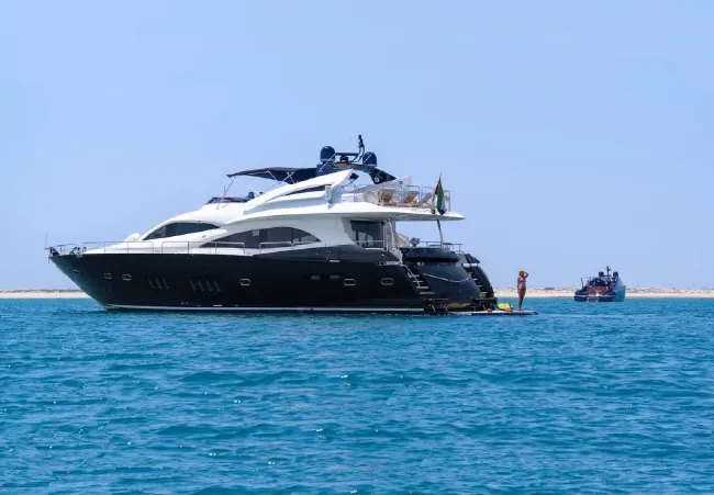 90 FT YACHT SUNSEEKER