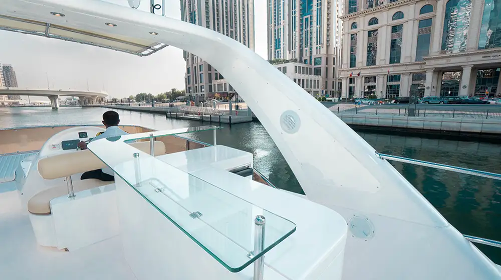 luxury 85ft yacht durretti sailing in Dubai