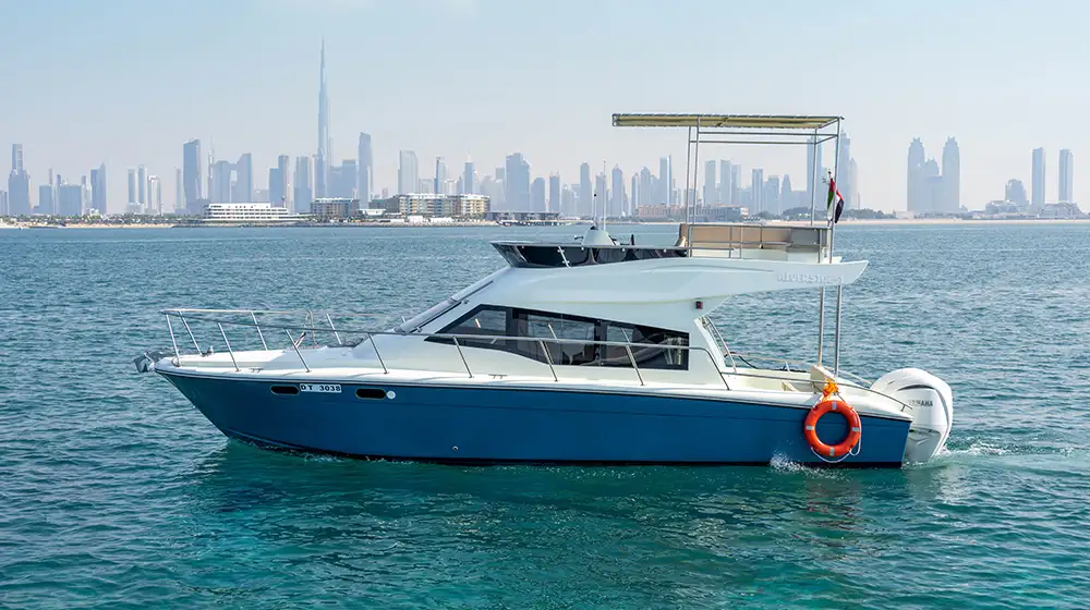 Yamaha 40ft yacht sailing in Dubai